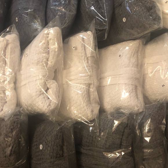 WAFFLE ROBE - Picture 3 of 6